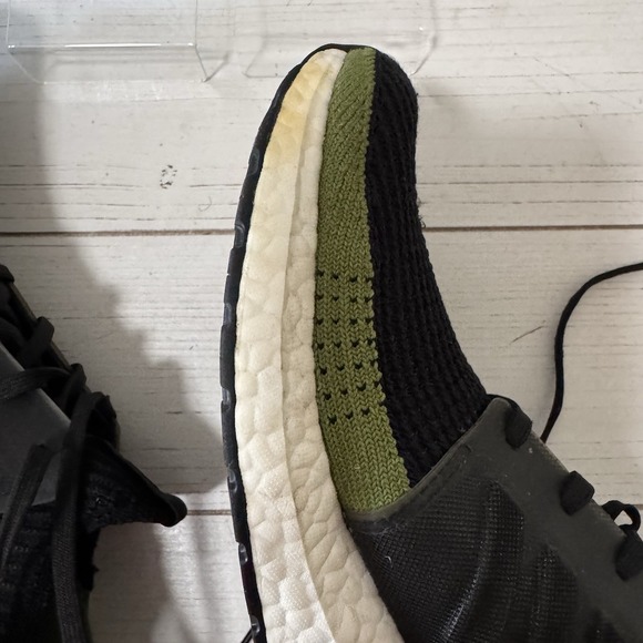 adidas UltraBoost 19 Men's Running Shoes Black/Tech Olive, Size US M 13 - Picture 4 of 8